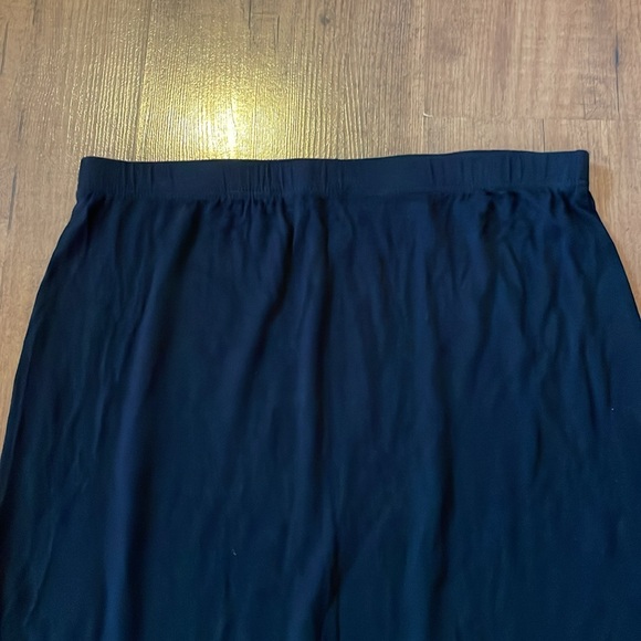 Antistar black tube skirt. - Picture 2 of 4